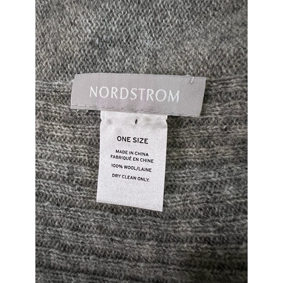 NEW 100% Wool Scarf Wrap Women's Shawl Ruffle Edge Grey Winter Soft Classic Wrap - Picture 9 of 9